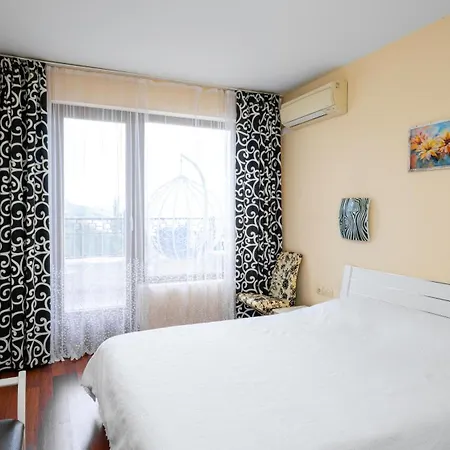 превъзходен къщата на мечтите-златни пясъци на първа линия Apartment Varna